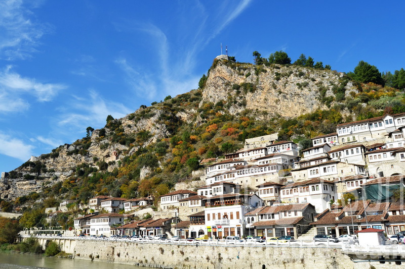 1410-albanija-berat-resize.jpg